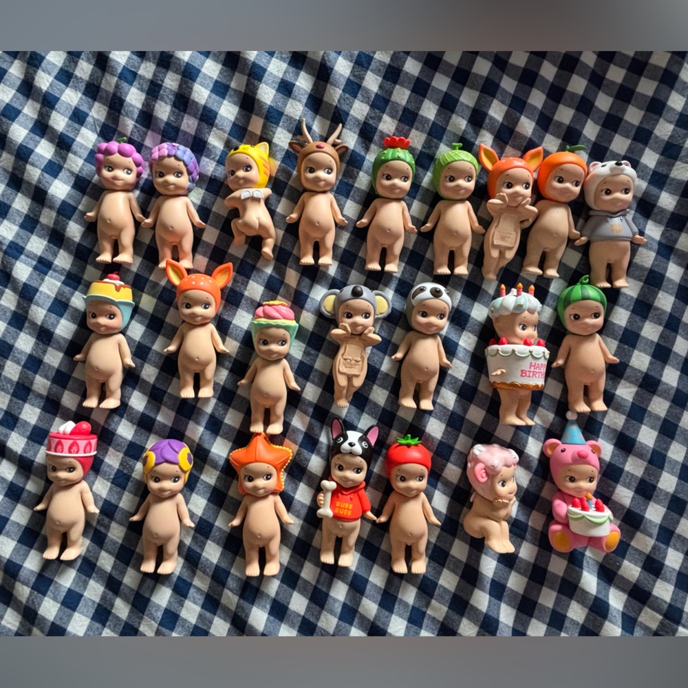 23 Sonny Angel Bundle